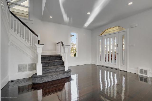 60 Monmouth Drive, Deal, NJ 07723