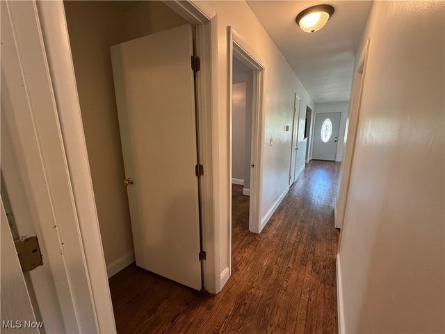 486 Frazier Avenue, Akron, OH 44305