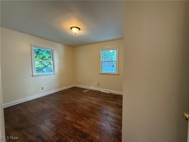 486 Frazier Avenue, Akron, OH 44305