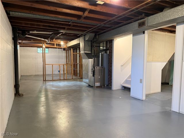 486 Frazier Avenue, Akron, OH 44305