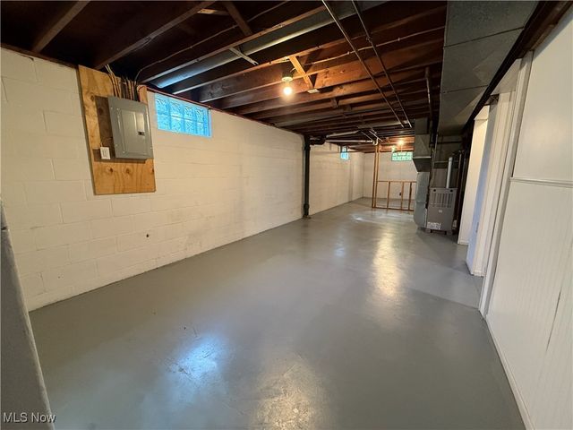 486 Frazier Avenue, Akron, OH 44305