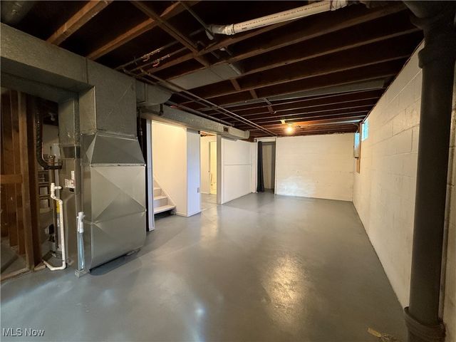 486 Frazier Avenue, Akron, OH 44305