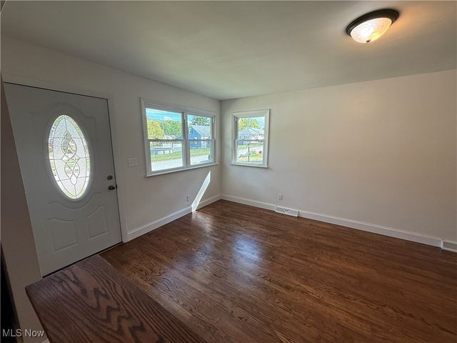 486 Frazier Avenue, Akron, OH 44305