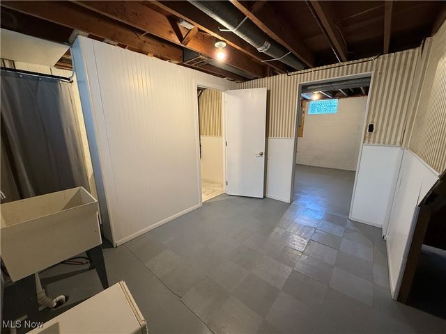 486 Frazier Avenue, Akron, OH 44305