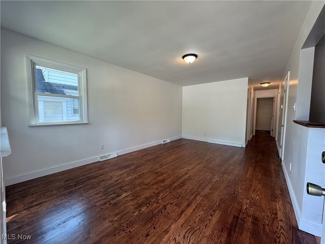 486 Frazier Avenue, Akron, OH 44305