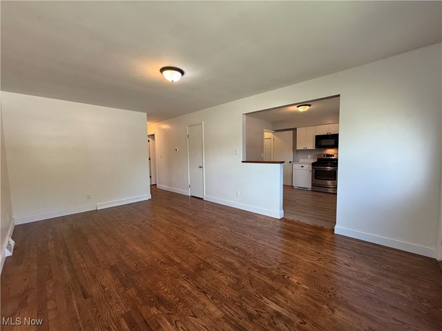 486 Frazier Avenue, Akron, OH 44305