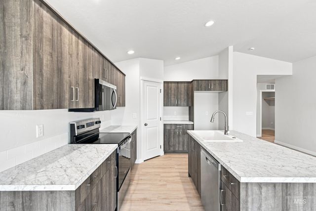 4405 Hewitt St, Caldwell, ID 83605