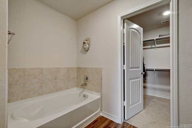 822 BROWN THRASHER, San Antonio, TX 78253