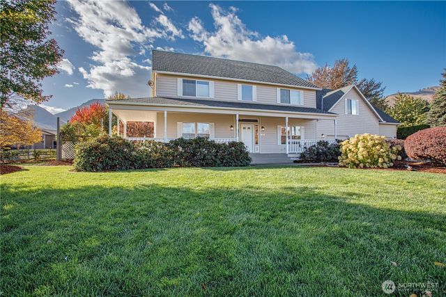 624 Meadows Drive, Wenatchee, WA 98801