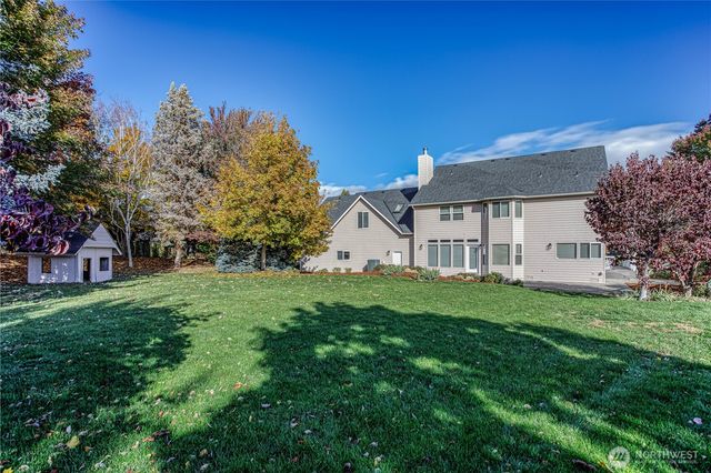 624 Meadows Drive, Wenatchee, WA 98801