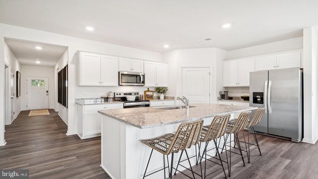 17423 RIVERSIDE DR, Ruther Glen, VA 22546