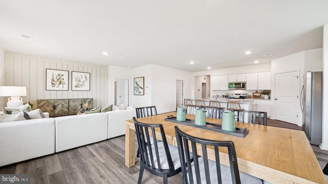 17423 RIVERSIDE DR, Ruther Glen, VA 22546