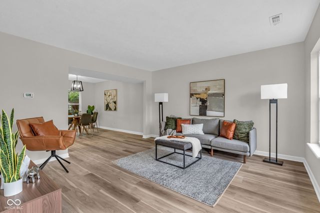 6903 Bretton Wood Drive, Indianapolis, IN 46268