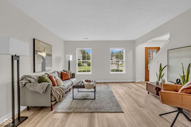 6903 Bretton Wood Drive, Indianapolis, IN 46268