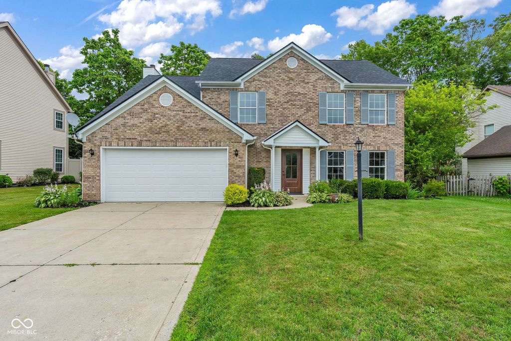 6903 Bretton Wood Drive, Indianapolis, IN 46268
