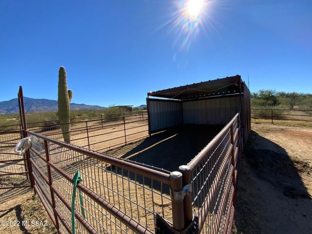 7460 S Rolling Tumbleweed Road, Vail, AZ 85641