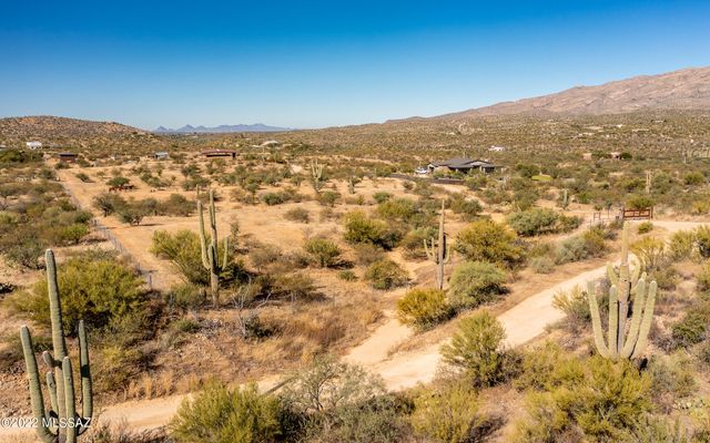 7460 S Rolling Tumbleweed Road, Vail, AZ 85641