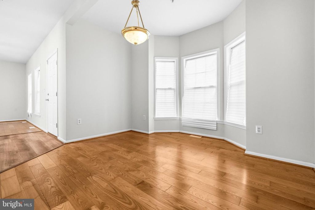 Image 15 of property listing at 2605 ORCHARD SUMMITT CT, Landover, MD 20785