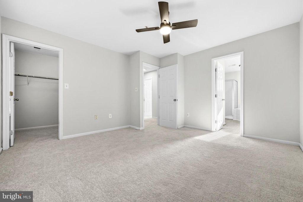 Image 17 of property listing at 2605 ORCHARD SUMMITT CT, Landover, MD 20785