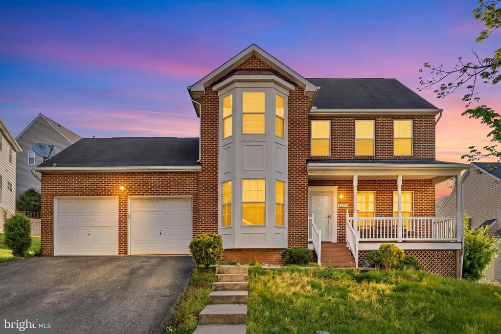 Image 2 of property listing at 2605 ORCHARD SUMMITT CT, Landover, MD 20785