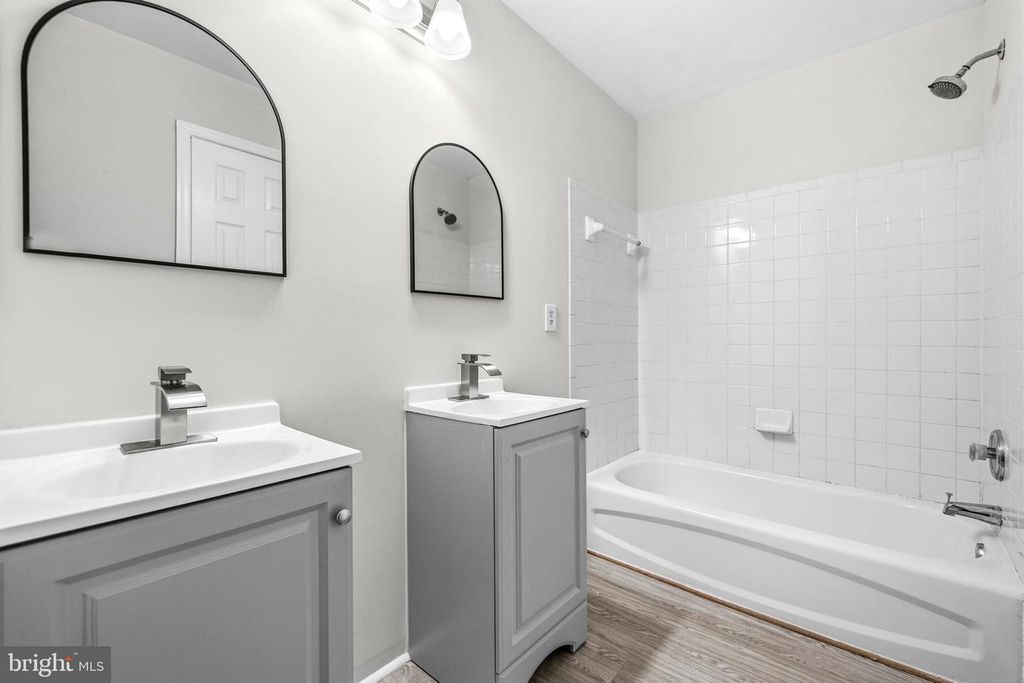 Image 24 of property listing at 2605 ORCHARD SUMMITT CT, Landover, MD 20785