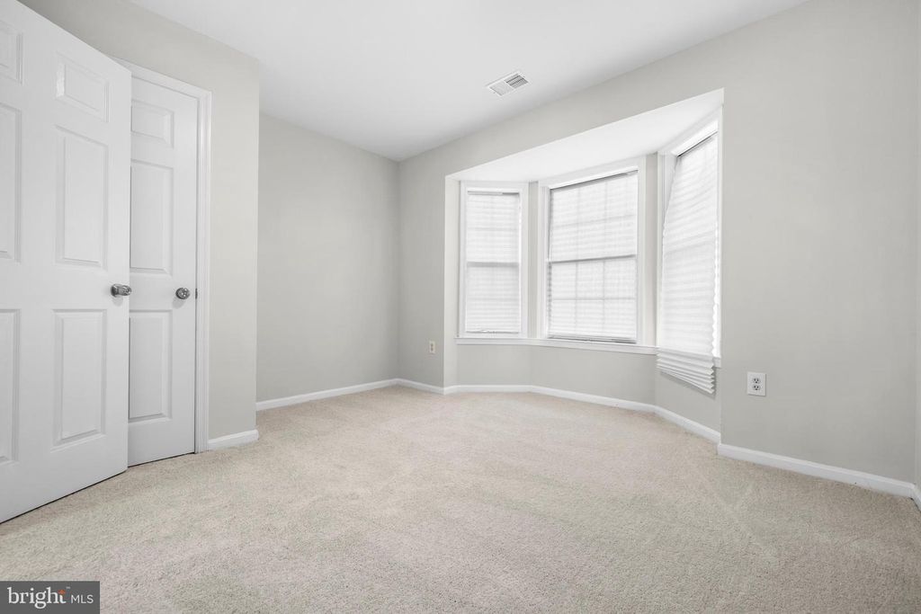 Image 25 of property listing at 2605 ORCHARD SUMMITT CT, Landover, MD 20785