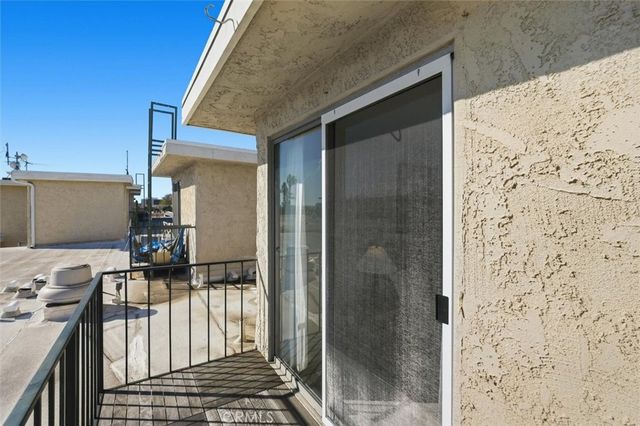 11645 Montana Avenue 321, Los Angeles, CA 90049