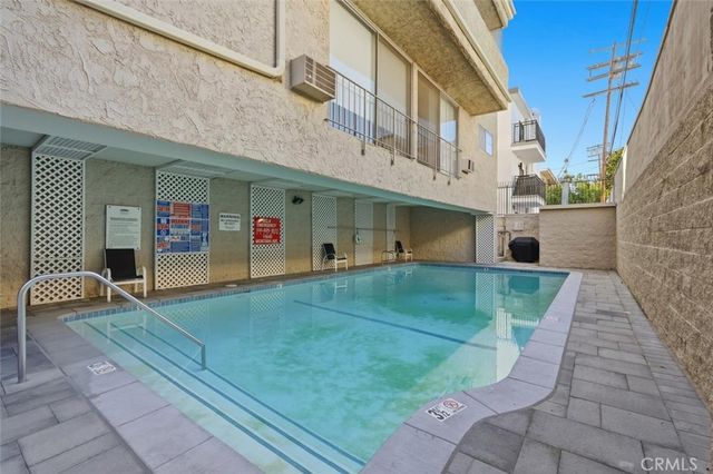 11645 Montana Avenue 321, Los Angeles, CA 90049