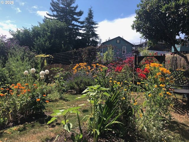 265 AUBURN Ave, Astoria, OR 97103