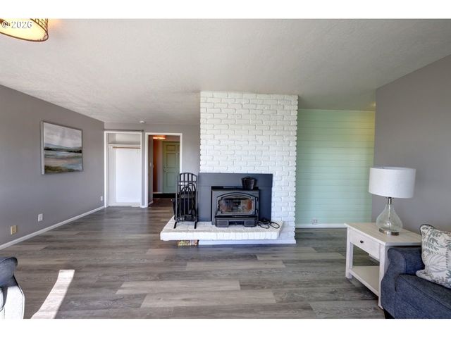 265 AUBURN Ave, Astoria, OR 97103