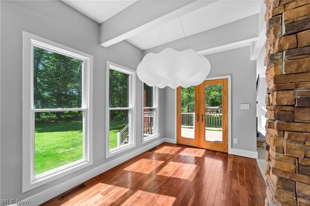 4348 Lansing Drive, North Olmsted, OH 44070