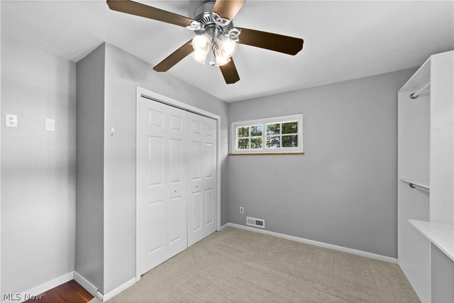 4348 Lansing Drive, North Olmsted, OH 44070