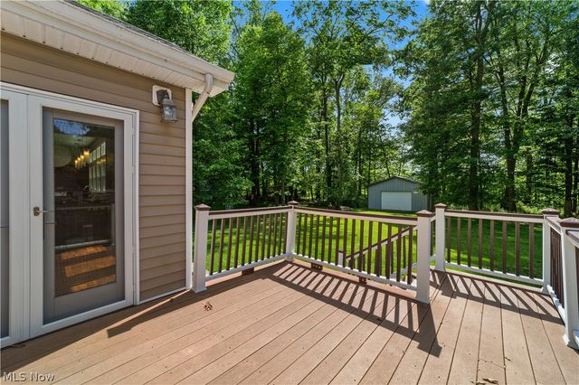 4348 Lansing Drive, North Olmsted, OH 44070