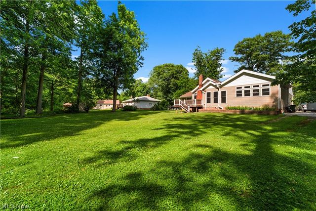 4348 Lansing Drive, North Olmsted, OH 44070