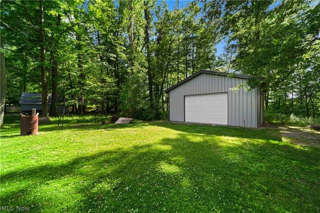 4348 Lansing Drive, North Olmsted, OH 44070