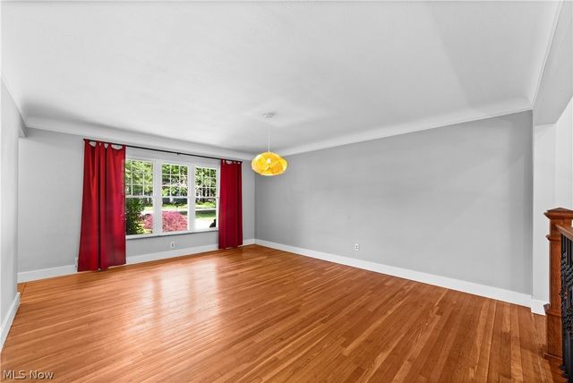 4348 Lansing Drive, North Olmsted, OH 44070