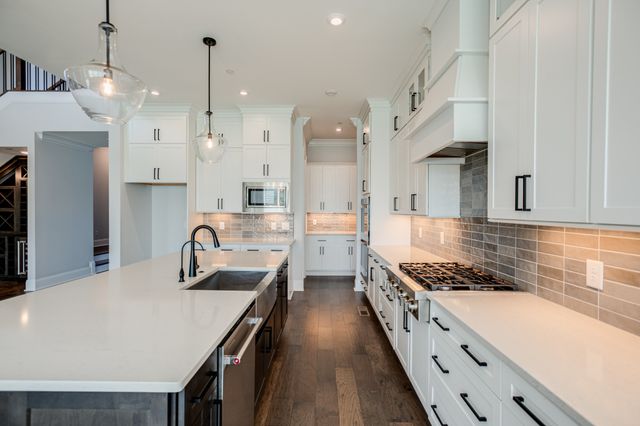 1053 Annecy Pkwy, Nolensville, TN 37135