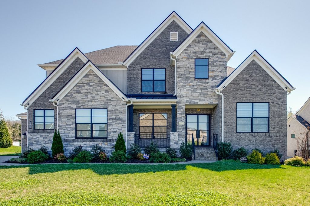 1053 Annecy Pkwy, Nolensville, TN 37135