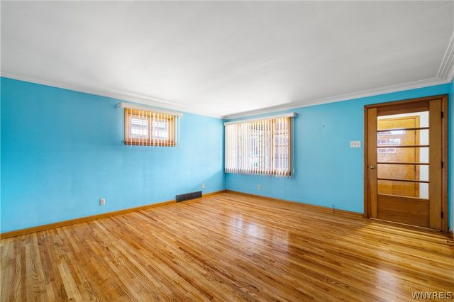 2750 Niagara Street, Niagara Falls, NY 14303