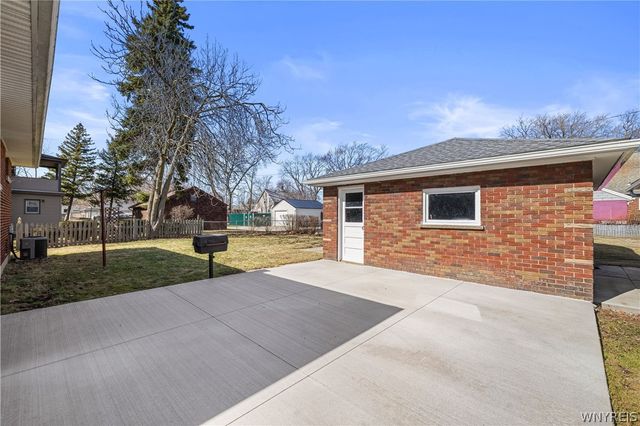 2750 Niagara Street, Niagara Falls, NY 14303