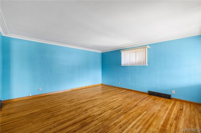 2750 Niagara Street, Niagara Falls, NY 14303