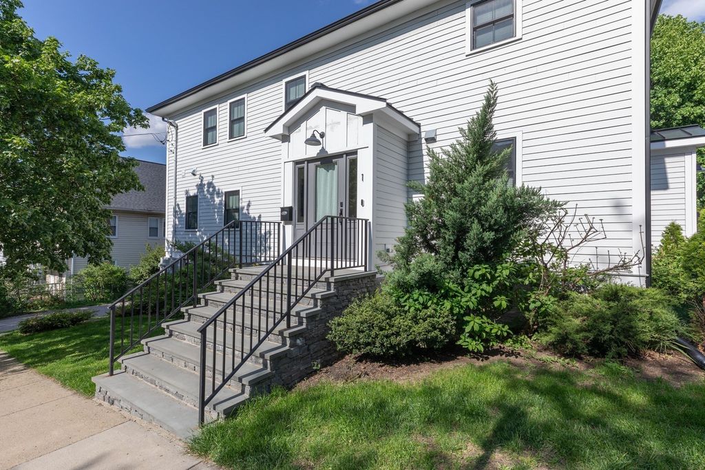 1 Zamora Street PH, Boston, MA 02130