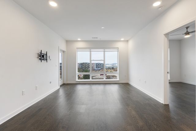 1677 54th Ave N Apt 340, Nashville, TN 37209