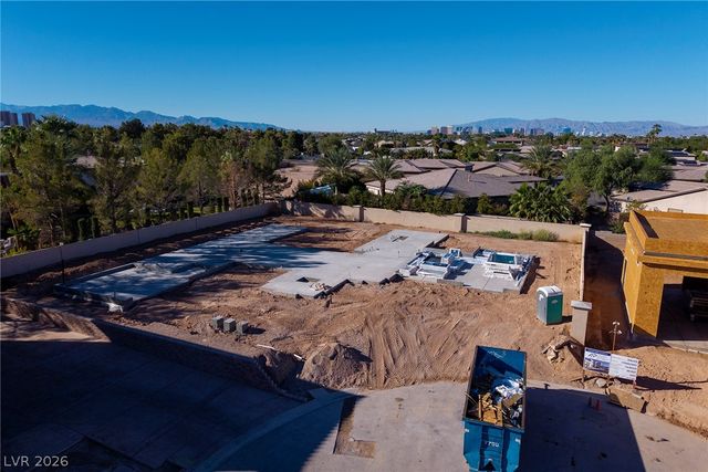 388 East Torino Avenue, Las Vegas, NV 89123