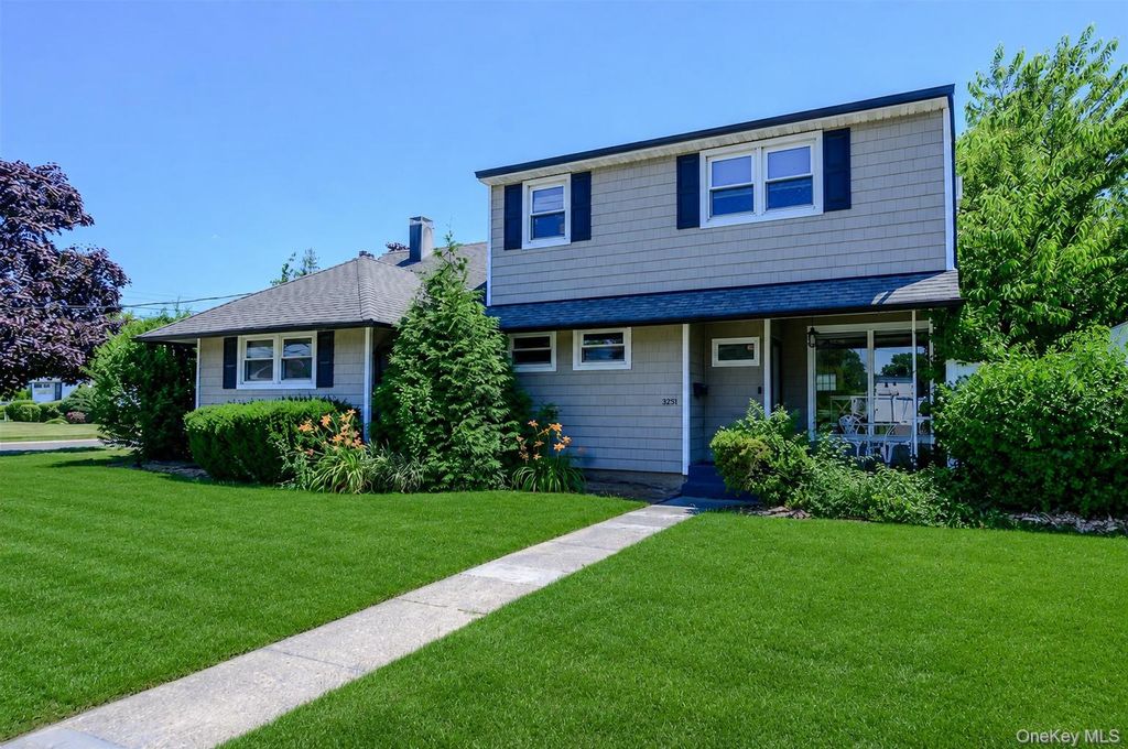 3251 Neptune Avenue, Oceanside, NY 11572 — exterior