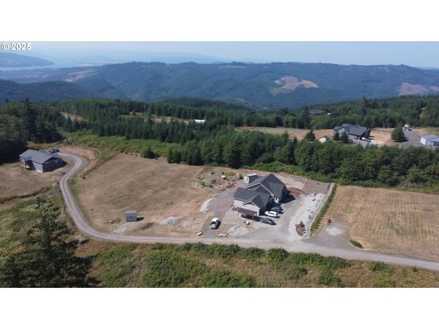 350 POWDER HILL Dr, Kalama, WA 98625