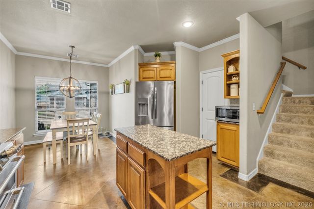 734 W 39th Street, Sand Springs, OK 74063