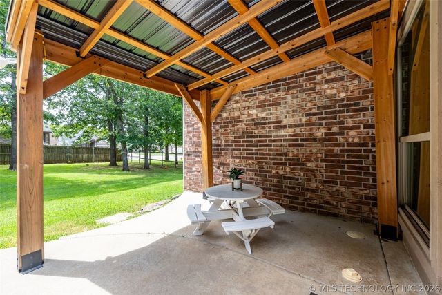 734 W 39th Street, Sand Springs, OK 74063