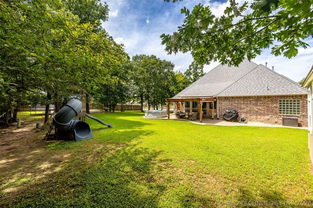 734 W 39th Street, Sand Springs, OK 74063