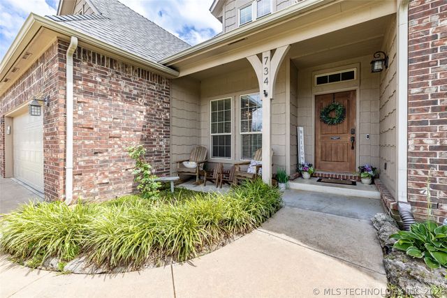 734 W 39th Street, Sand Springs, OK 74063